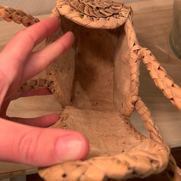 Round Navajo woven wristlet - Picture 4 of 4